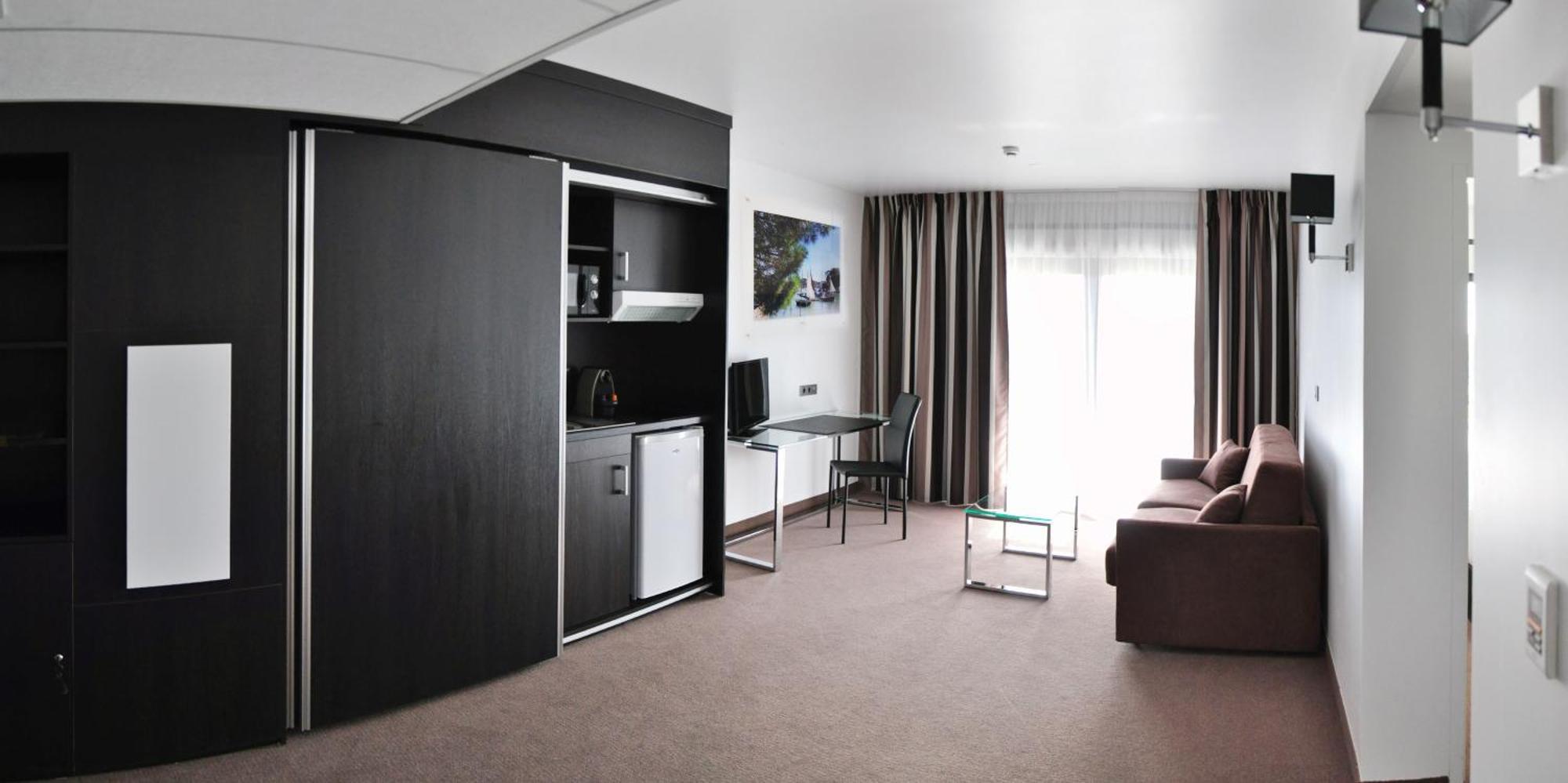 Golden Tulip Pornic Suites- Appart Hotel Номер фото