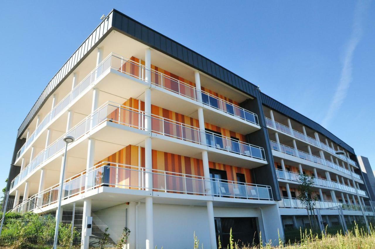 Golden Tulip Pornic Suites- Appart Hotel Экстерьер фото