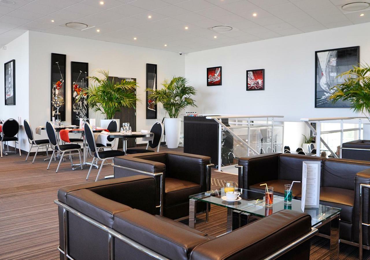 Golden Tulip Pornic Suites- Appart Hotel Экстерьер фото