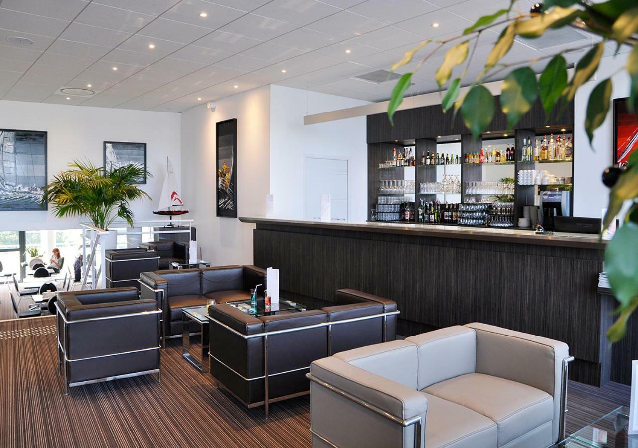 Golden Tulip Pornic Suites- Appart Hotel Экстерьер фото